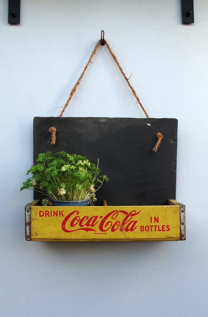 Coca-Cola Schiefer Regal