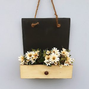 Schieferregal alte Schublade