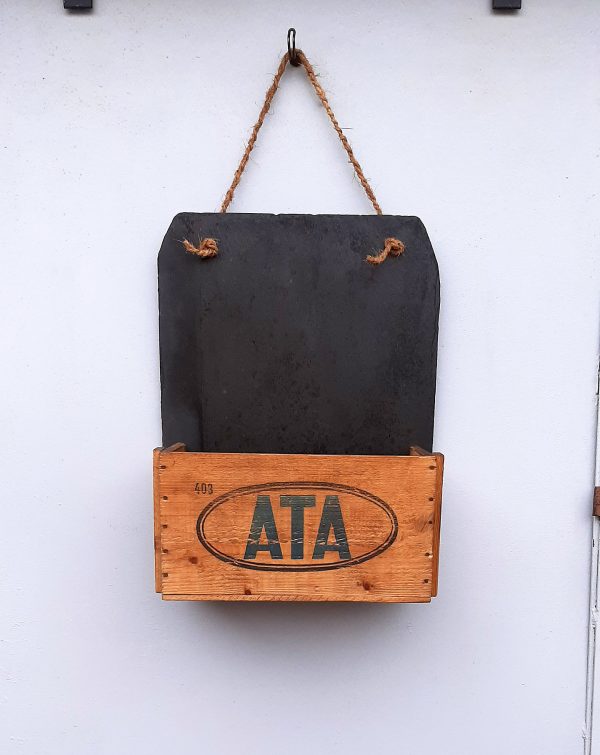 ATA-Kiste Schiefer Regal