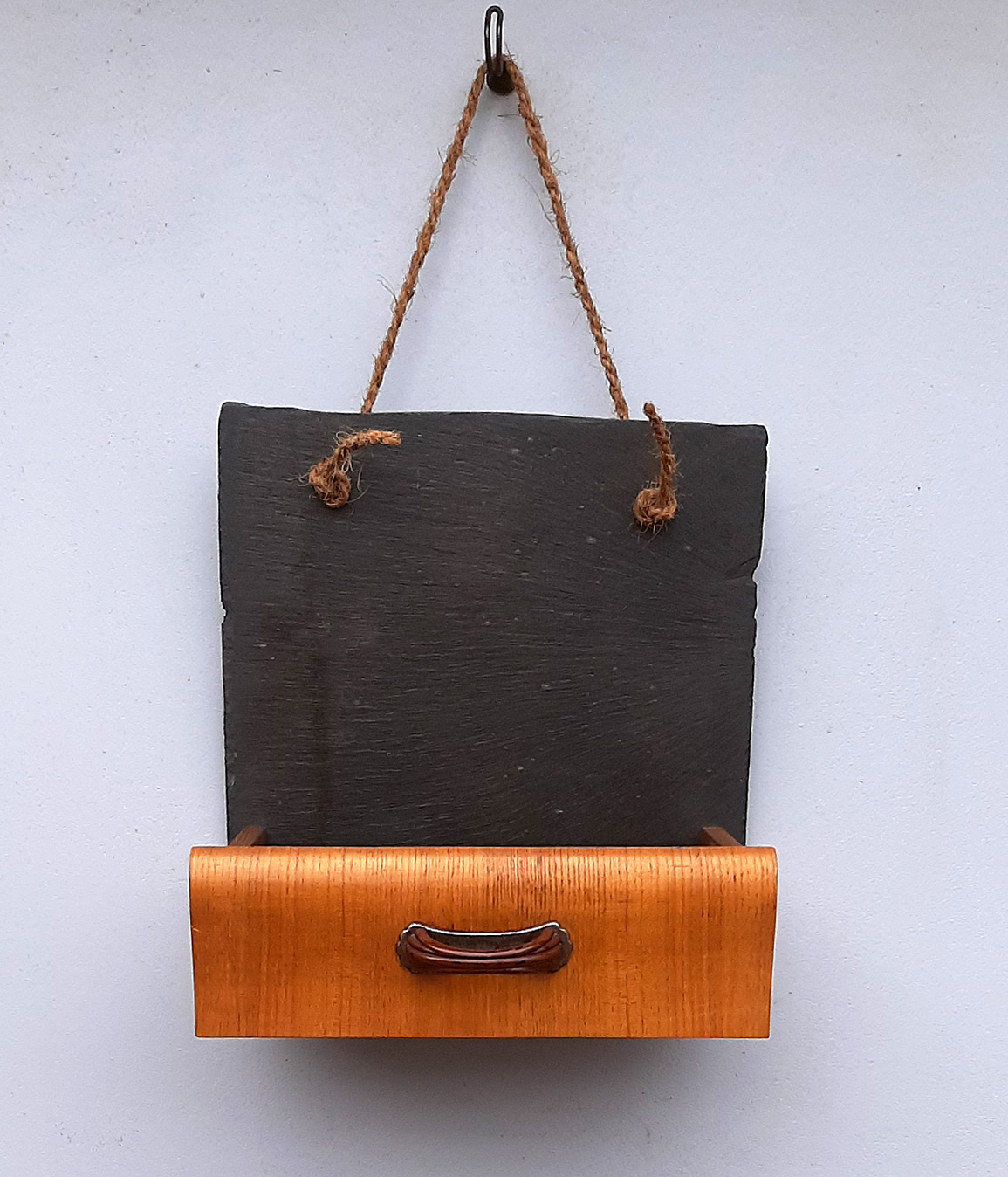 Schiefer-Regal alter Schub